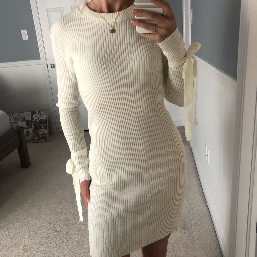 Cream Knit Boohoo Dress with wrist ties - Small